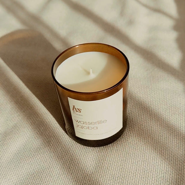 Duftkerze_WasserlilieJojoba