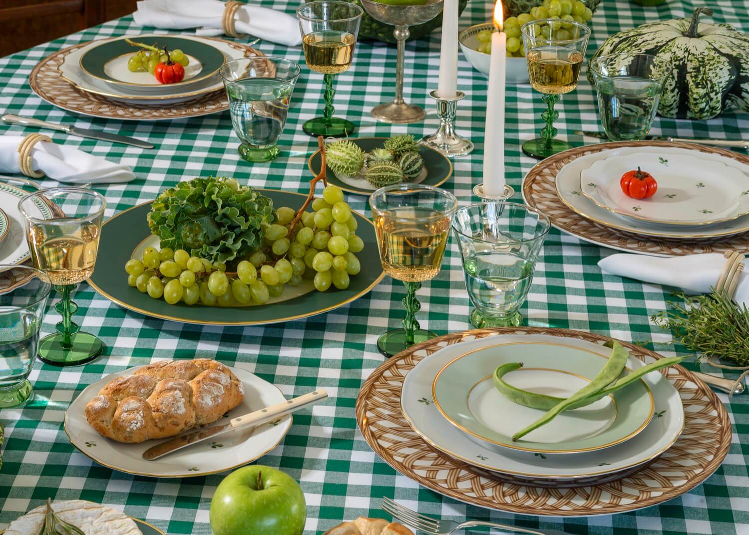 Platzteller_Augarten_Korboptik_gedeckt