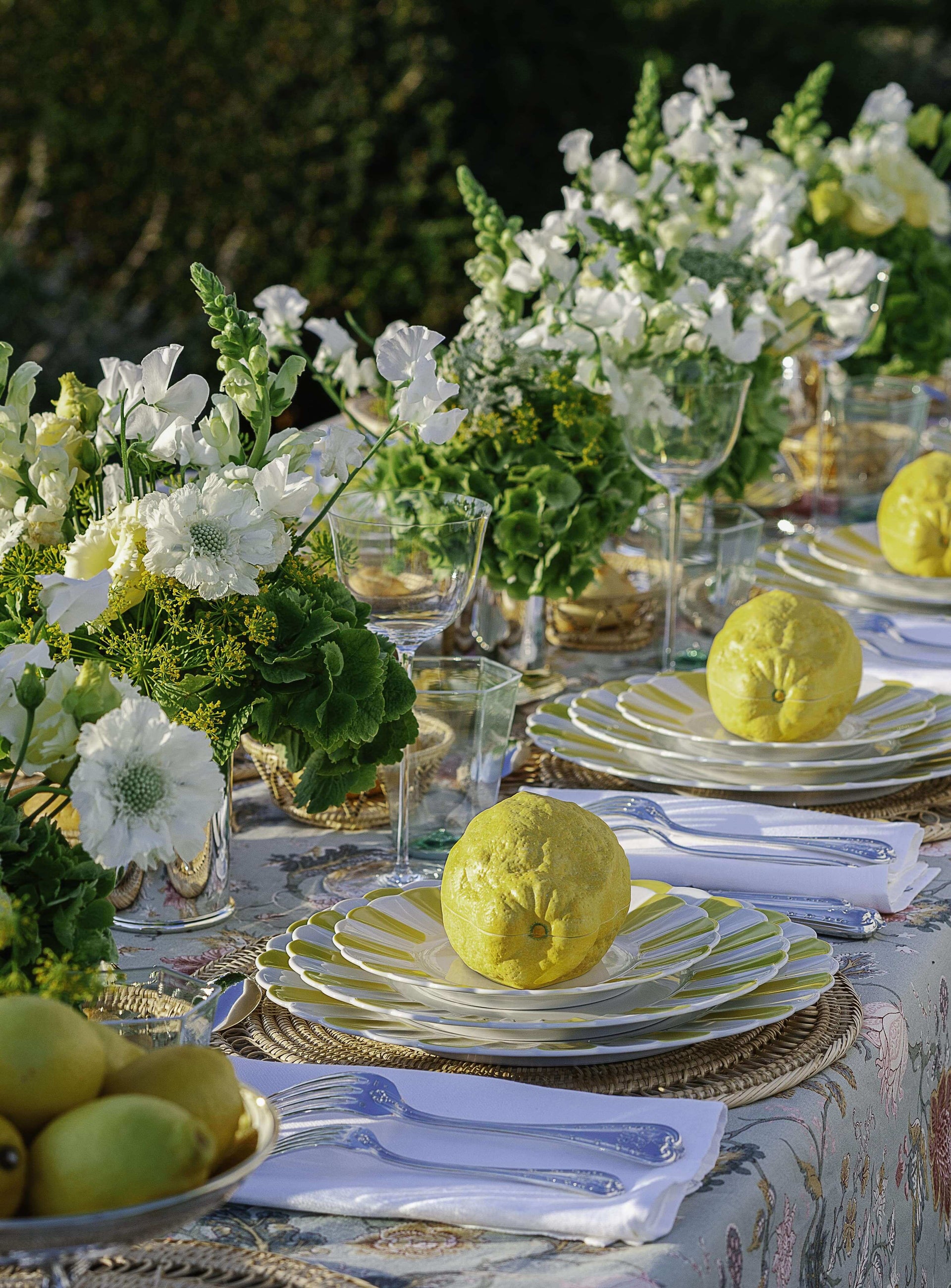Zitrone_Porzellan_Augarten_gedeckter_Tisch