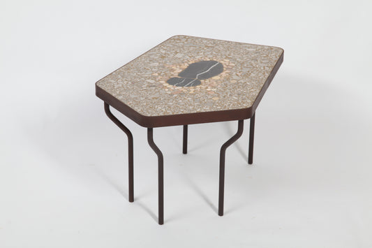 Exklusiver Tisch "Prince Corazon" mit Terrazzo-Oberfläche von Felix Muhrhofer online Design Foyer