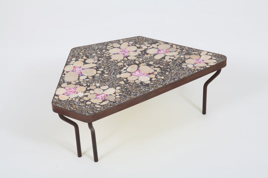 Exklusiver Tisch "Prince Covid 3" mit Terrazzo-Oberfläche von Felix Muhrhofer online Design Foyer
